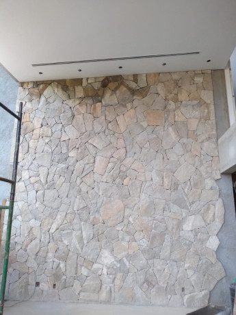 bella-rocha-31-3681-6223-pedras-rusticas-granito-are-em-lagoa-santa-big-0